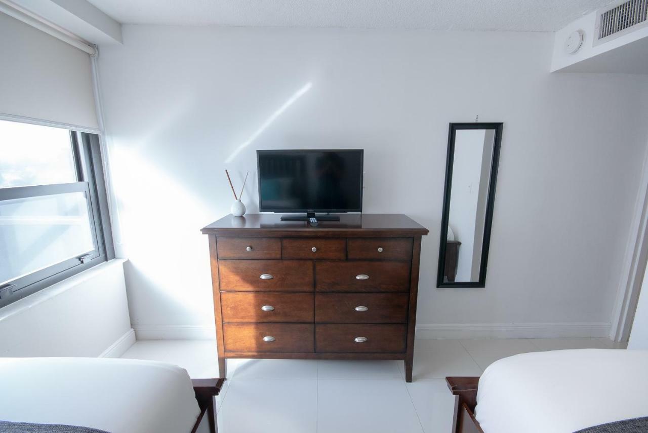 Oceanfront Apartments At The Alexander Miami Beach Extérieur photo